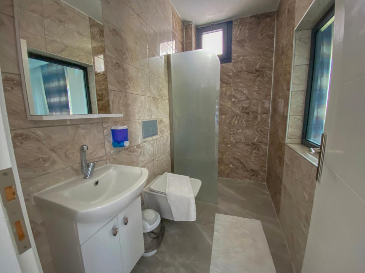 Lion Hotel Didim Esterno foto